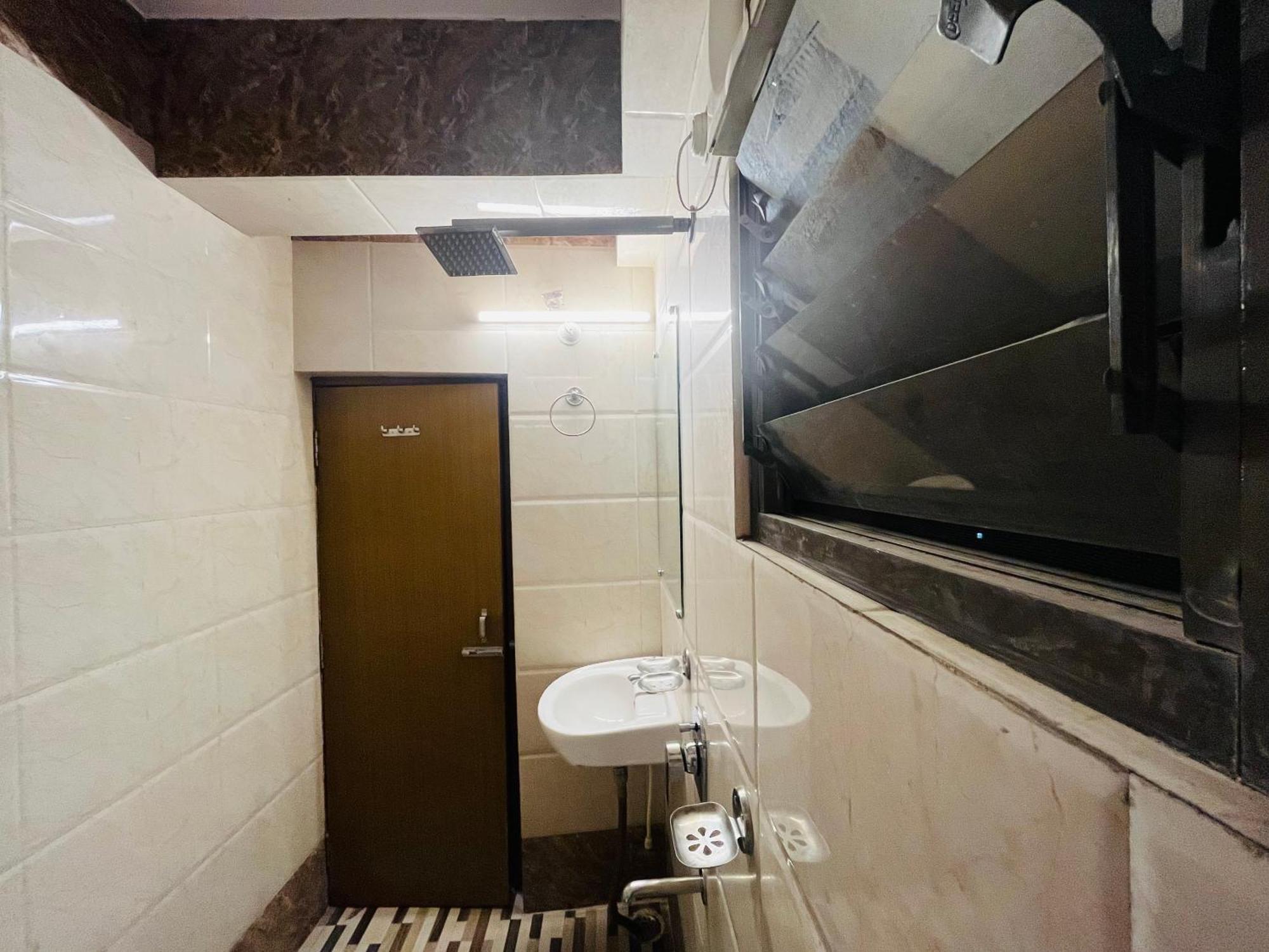 Hotel Mani International パトナー エクステリア 写真